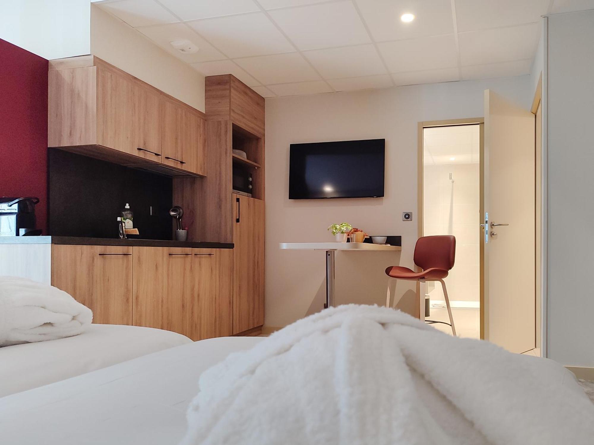 Brit Hotel Limoges Centre Gare Esterno foto